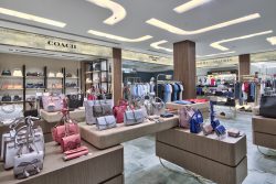 Shopping at Malta Airport